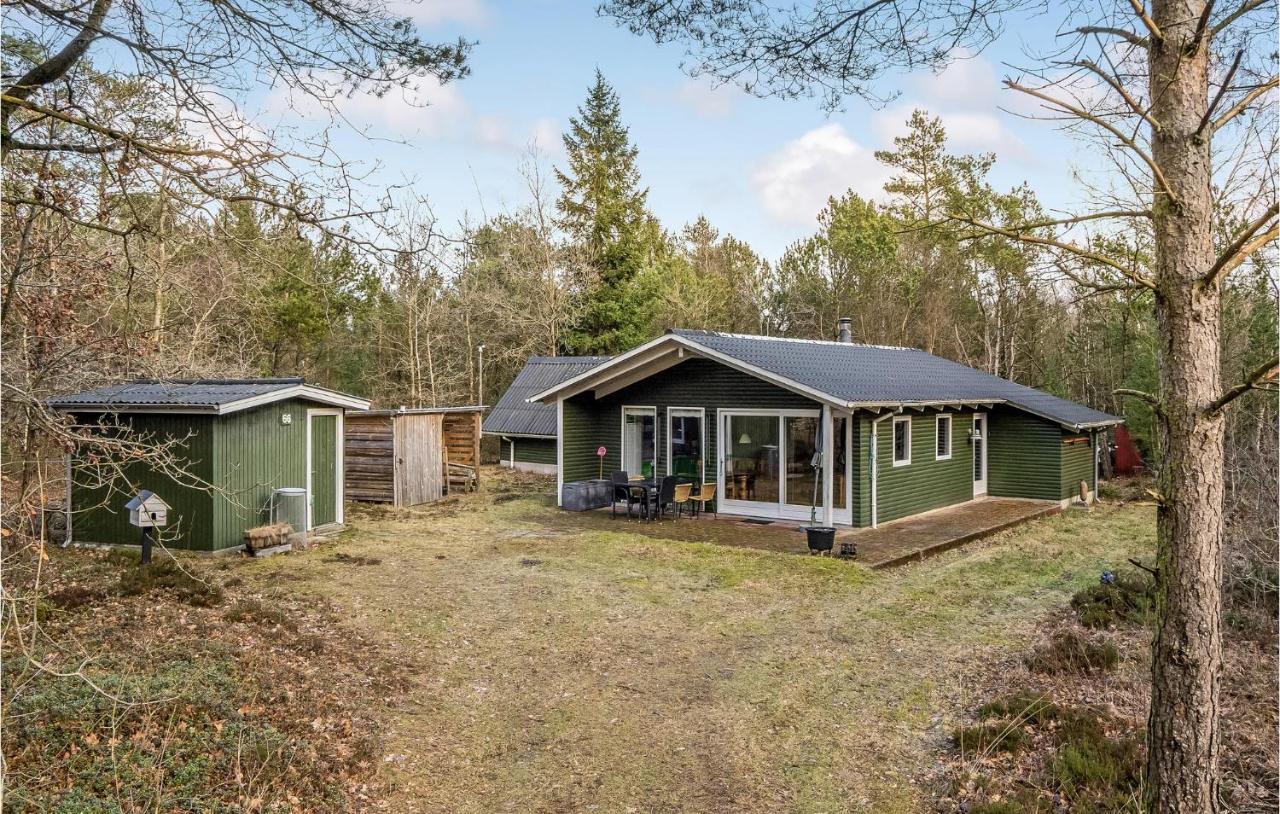 Beautiful Home In Herning With Kitchen Eksteriør billede