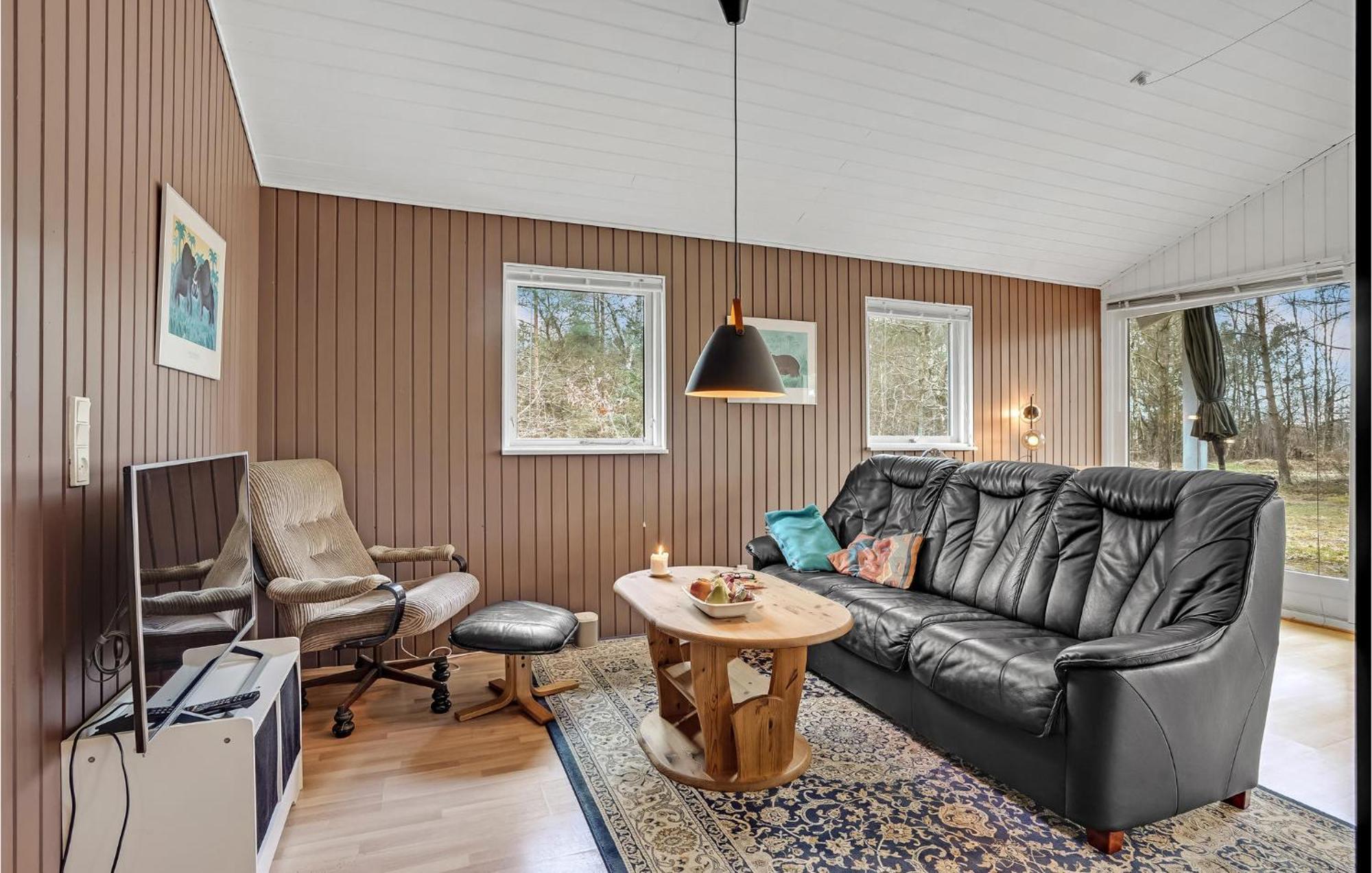 Beautiful Home In Herning With Kitchen Eksteriør billede
