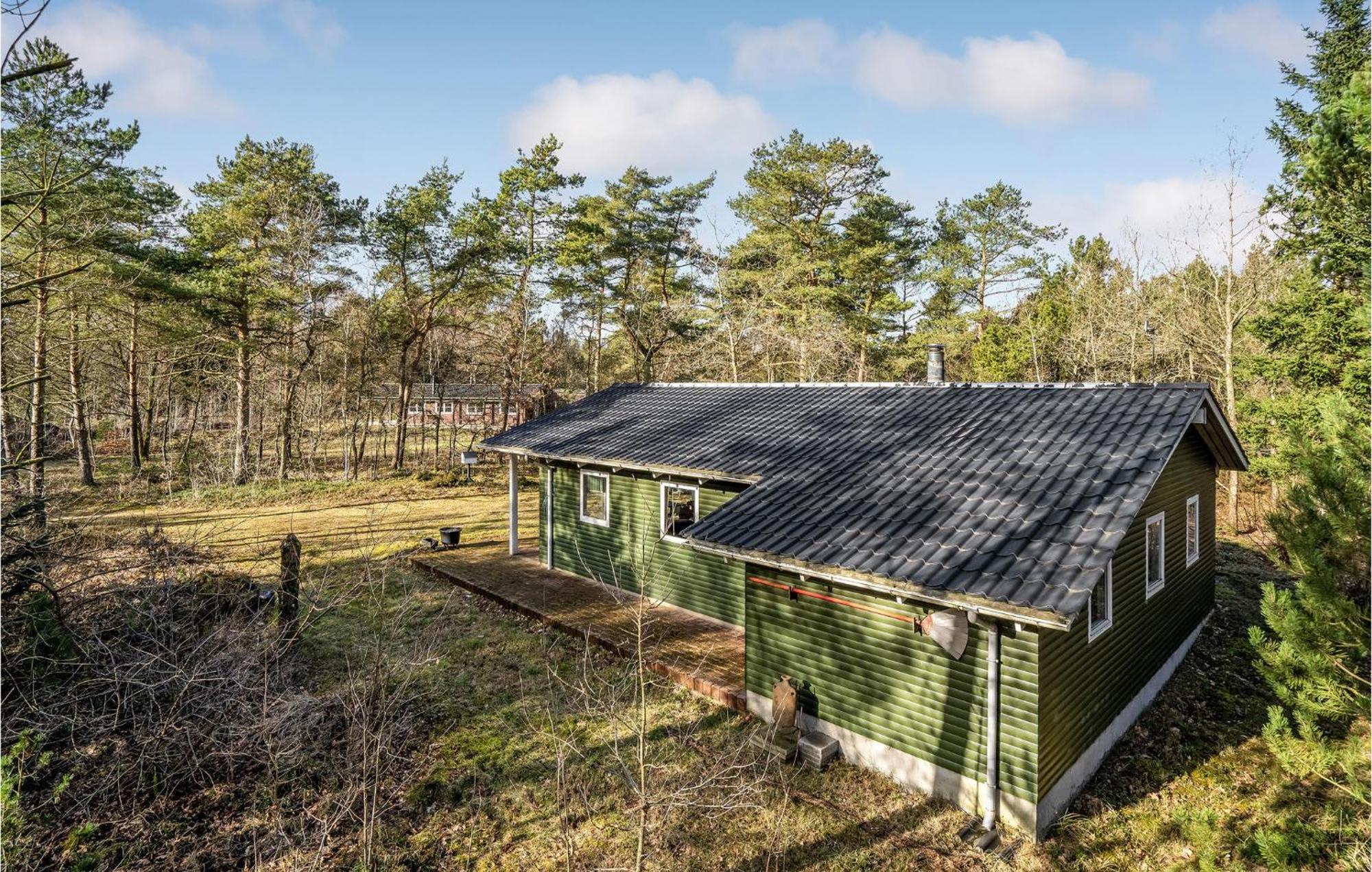 Beautiful Home In Herning With Kitchen Eksteriør billede